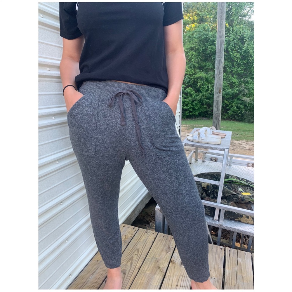 Aero joggers